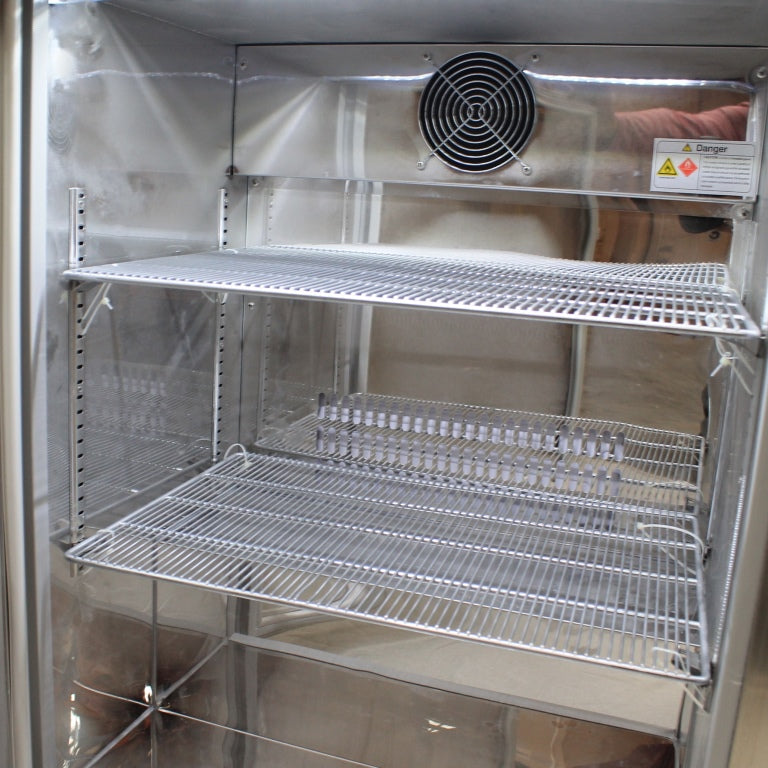 Rhino SG1L-SD bar fridge - angle view
