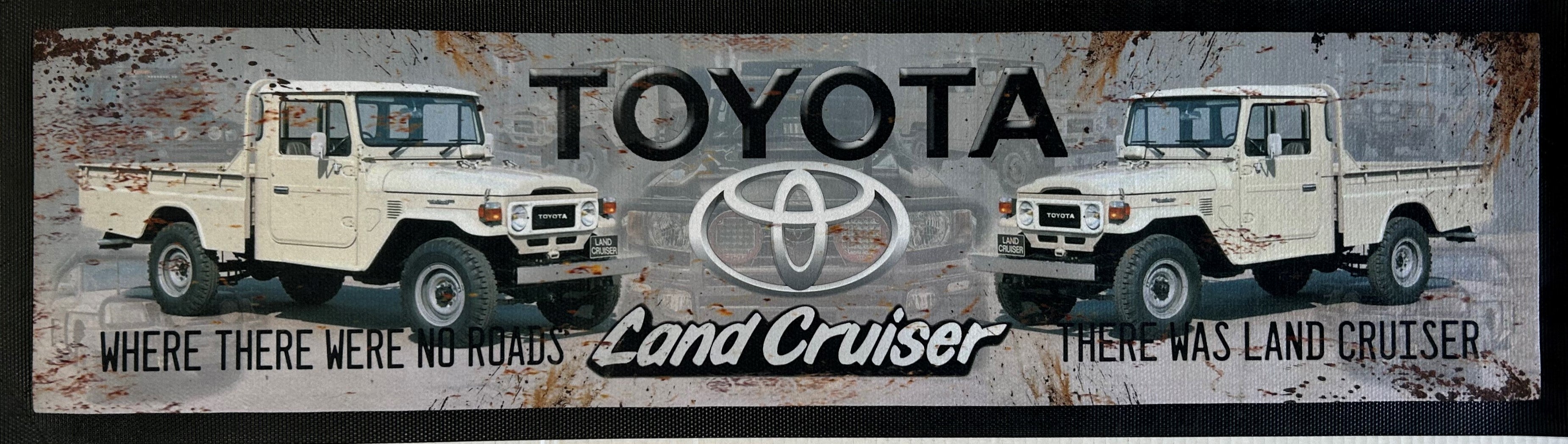 Toyota Land Cruiser Premium Rubber-Backed Bar Mat Runner