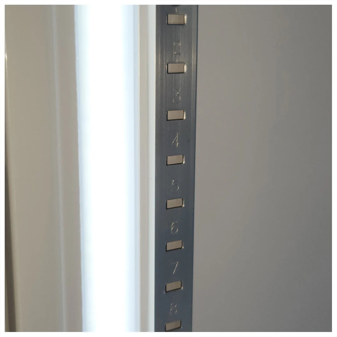 Brookvale Union SC372B-BVU bar fridge - glass door detail
