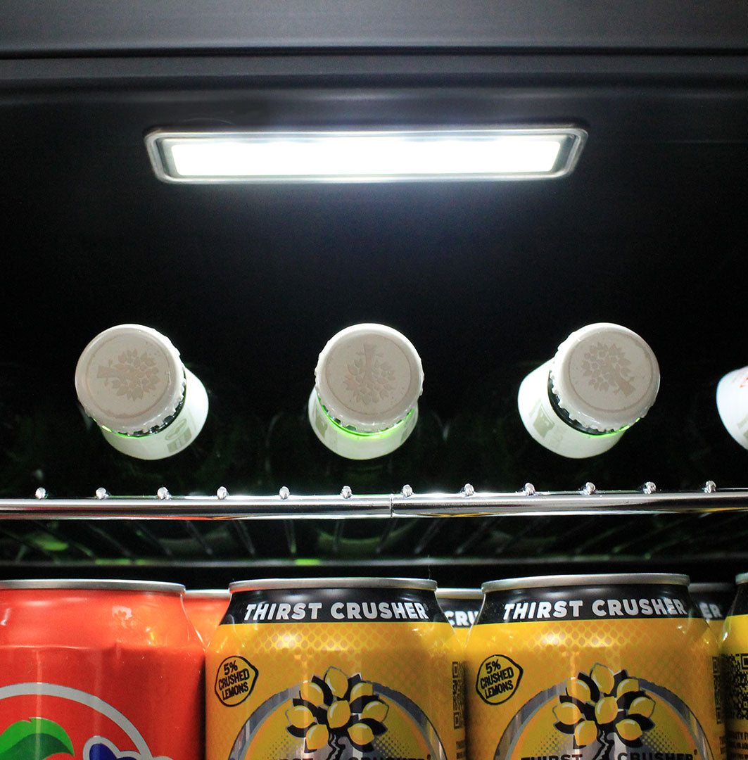 Schmick BC70B-CORONA-V1 bar fridge - handle detail