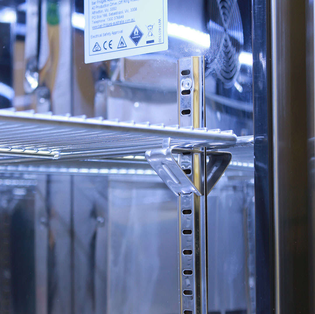 Rhino ENV1L-SD bar fridge - interior view