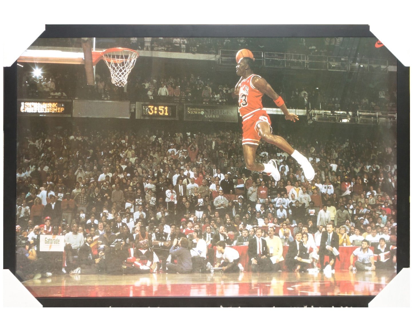 Michael Jordan Dunk Print Framed - KING CAVE